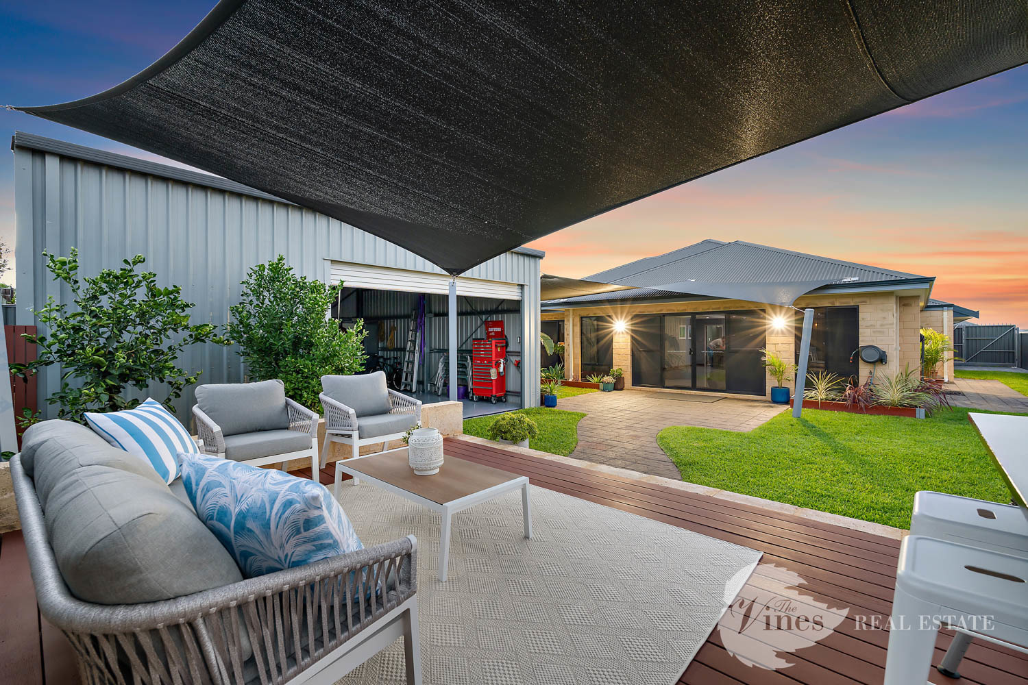 15 Marengo Close, Aveley - Thumbnail 4