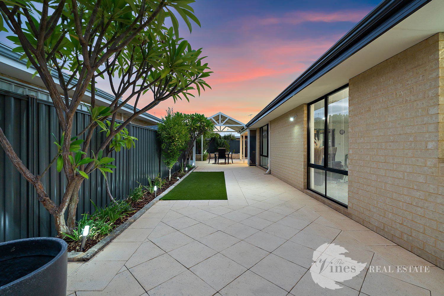 32 Carmen Circuit, The Vines - Thumbnail 2