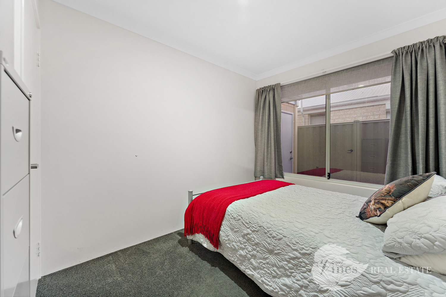 42 Wishard Avenue, Aveley - Thumbnail 7