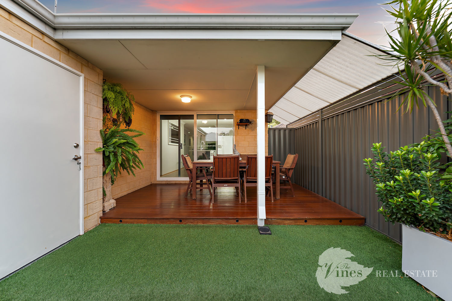 42 Wishard Avenue, Aveley - Image 1