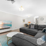 14 Lakefront Circle, The Vines, WA 6069
