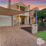 14 Lakefront Circle, The Vines, WA 6069