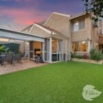 14 Lakefront Circle, The Vines, WA 6069