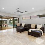 6 Hodnet Bend, The Vines, WA 6069