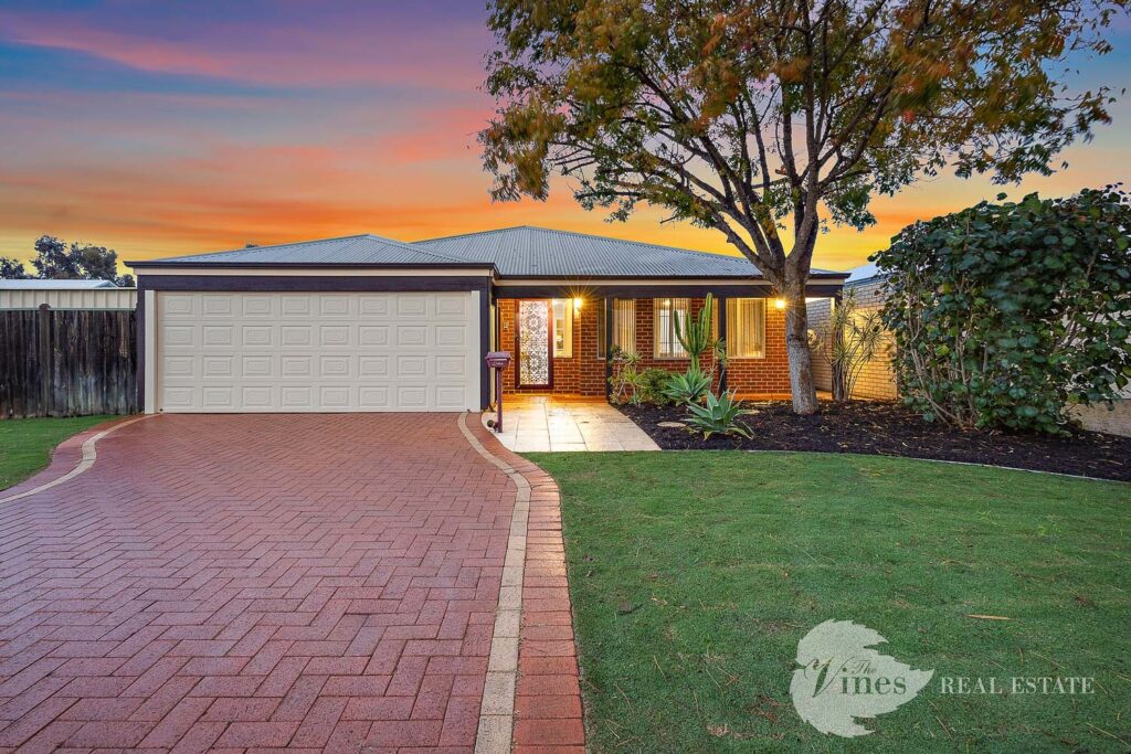 11 Welara Circle, Henley Brook, WA 6055