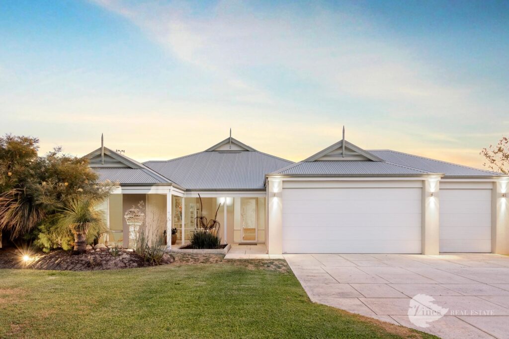 19 Kentchurch Bend, The Vines