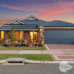 44 Adlington Way, The Vines