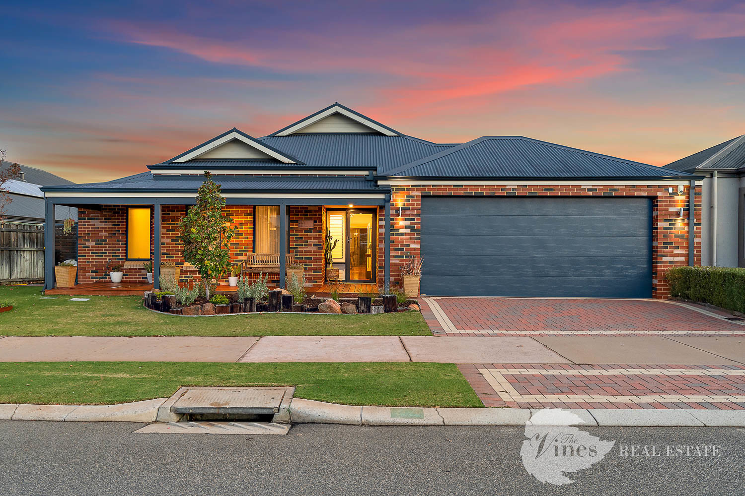 44 Adlington Way, The Vines