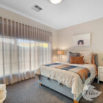 21 Ragly Way, The Vines