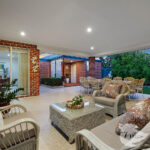21 Ragly Way, The Vines