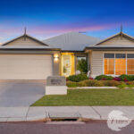 21 Ragly Way, The Vines