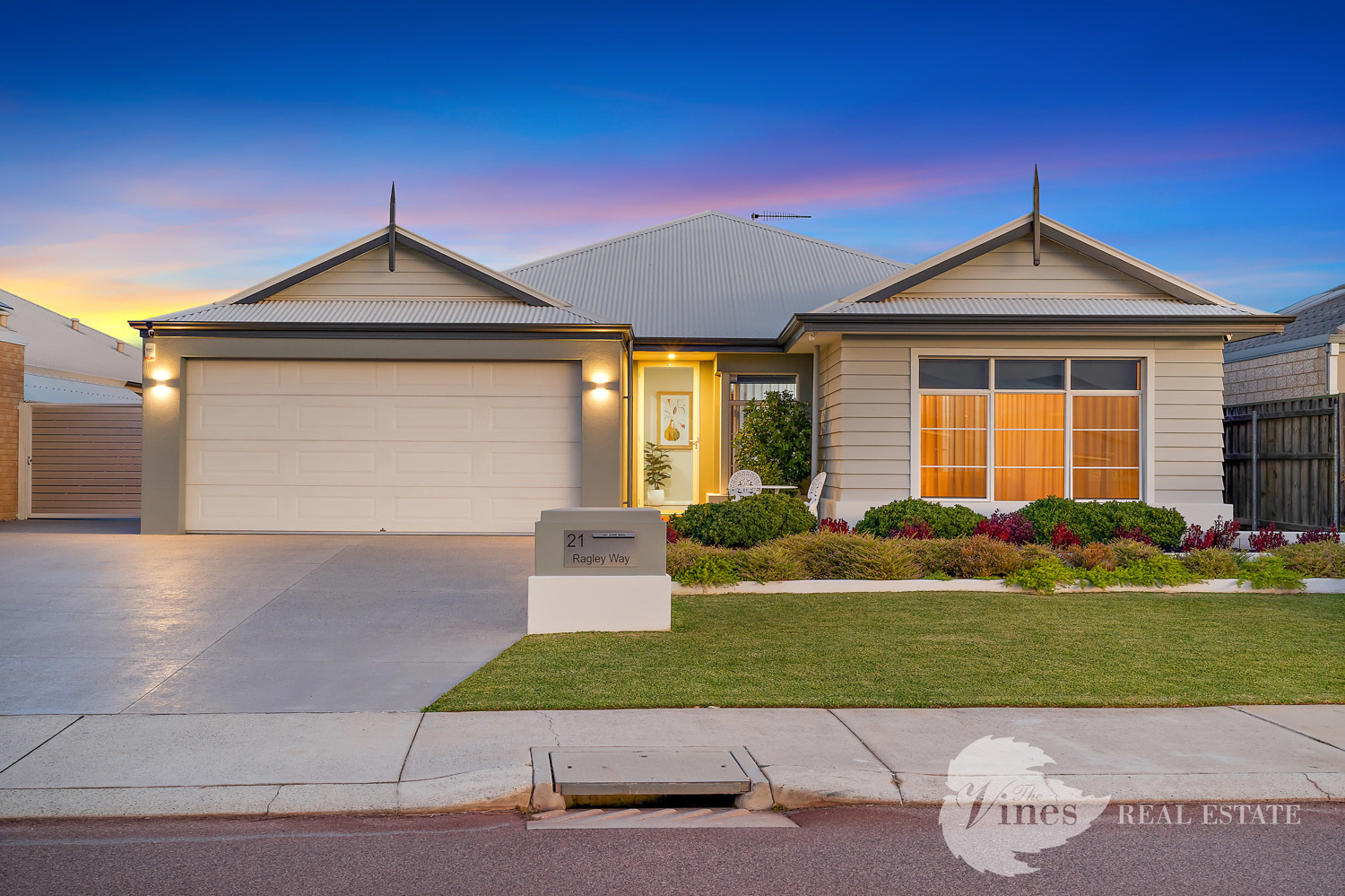 21 Ragly Way, The Vines