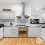 27 Tokay Lane, The Vines
