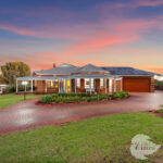 27 Tokay Lane, The Vines