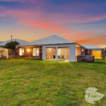 8 Bentall Way, The Vines