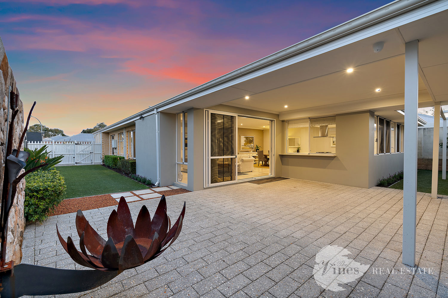 51 Jennapullin Crescent, Ellenbrook
